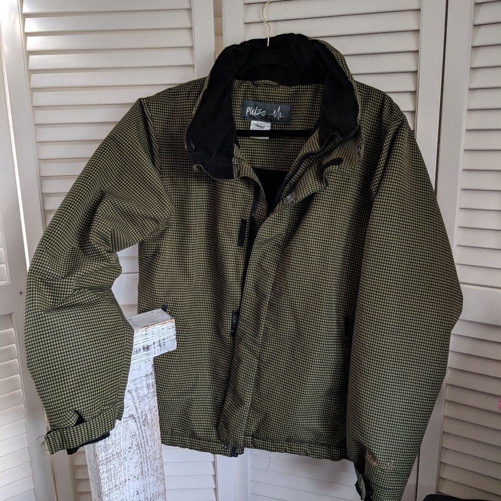 Pulse Winter Jacket Mens Medium Green Black.  #37